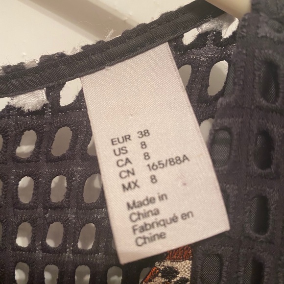 Beautiful H&M size 8 dress - Picture 6 of 6